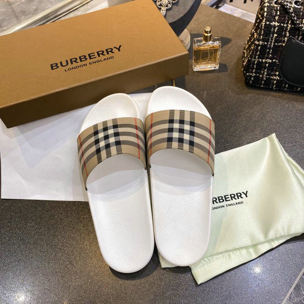 Chanclas Burberry