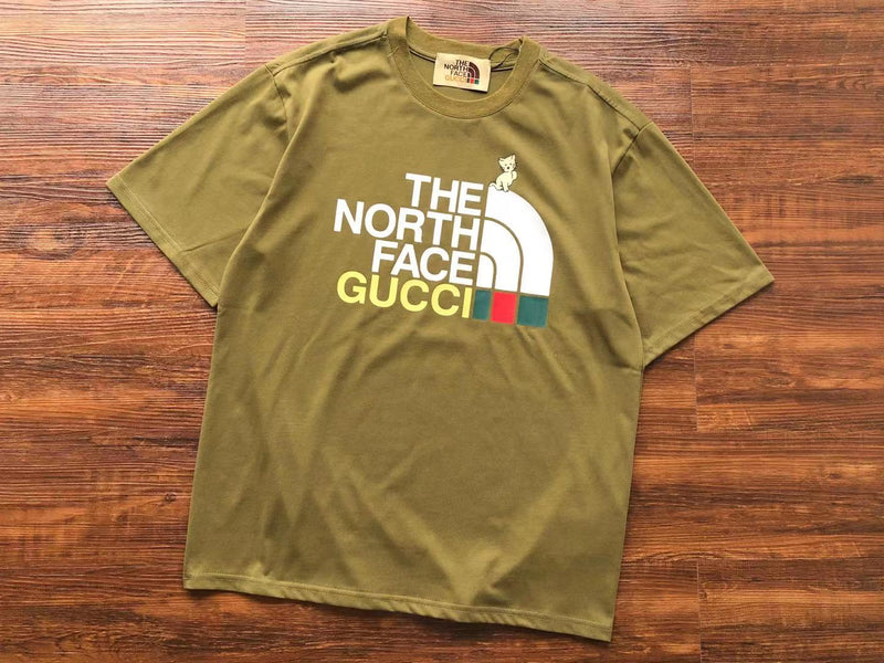 Camiseta The North Face x Gucci