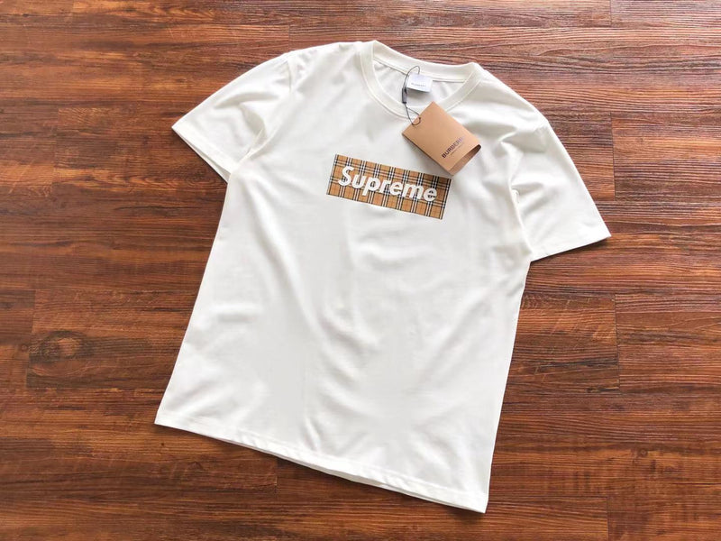 Camiseta Burberry x Supreme