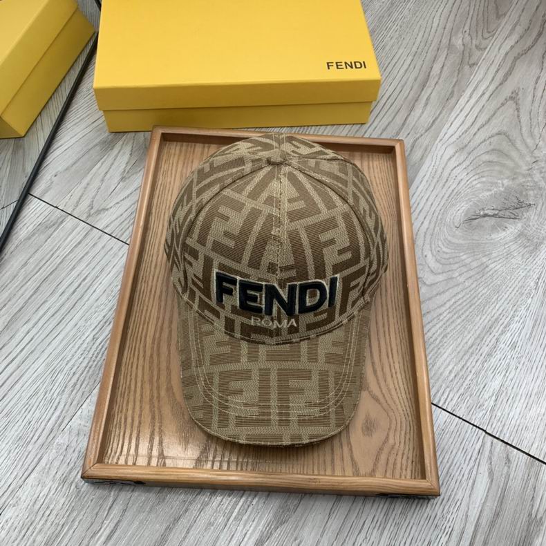 Gorra Fendi