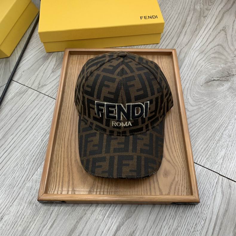 Gorra Fendi