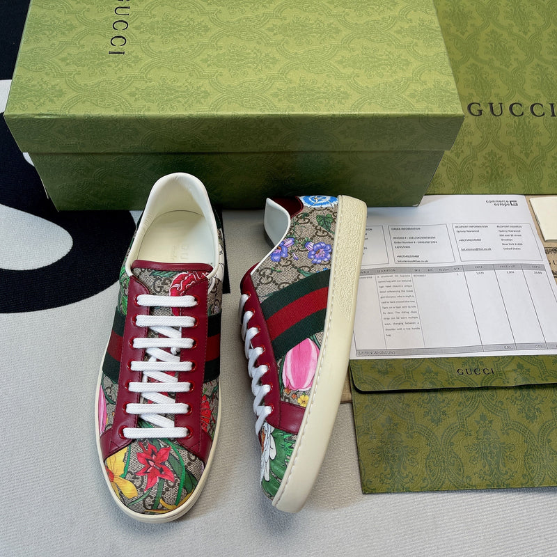 Gucci Sneakers